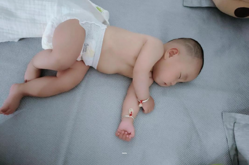 清徐宝宝老打喷嚏怎么办